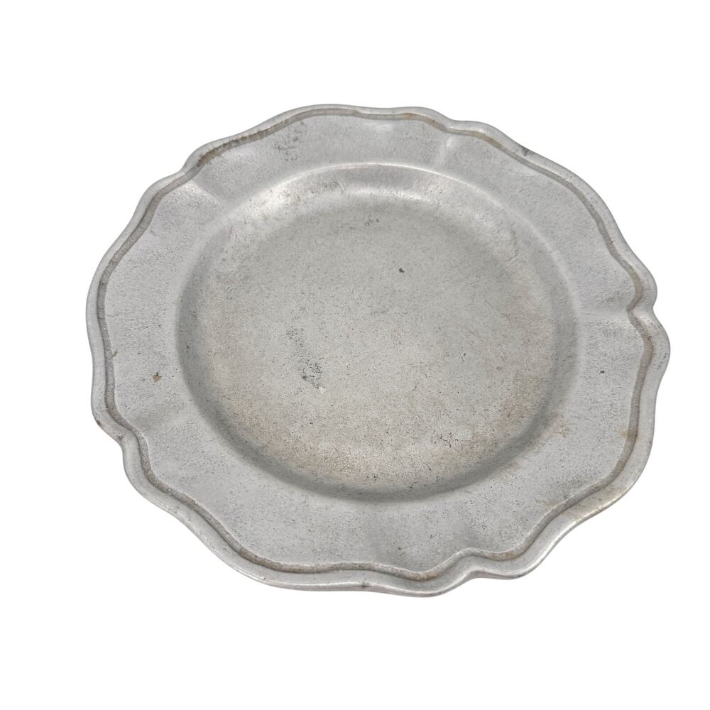 vintage Cambridge Colonial pewter 8.5" Salad Plate by Oneida Silver hollowware
